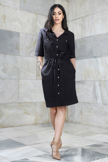 Koszulowa sukienka z regulacją w pasie typu szmizjerka, czarny